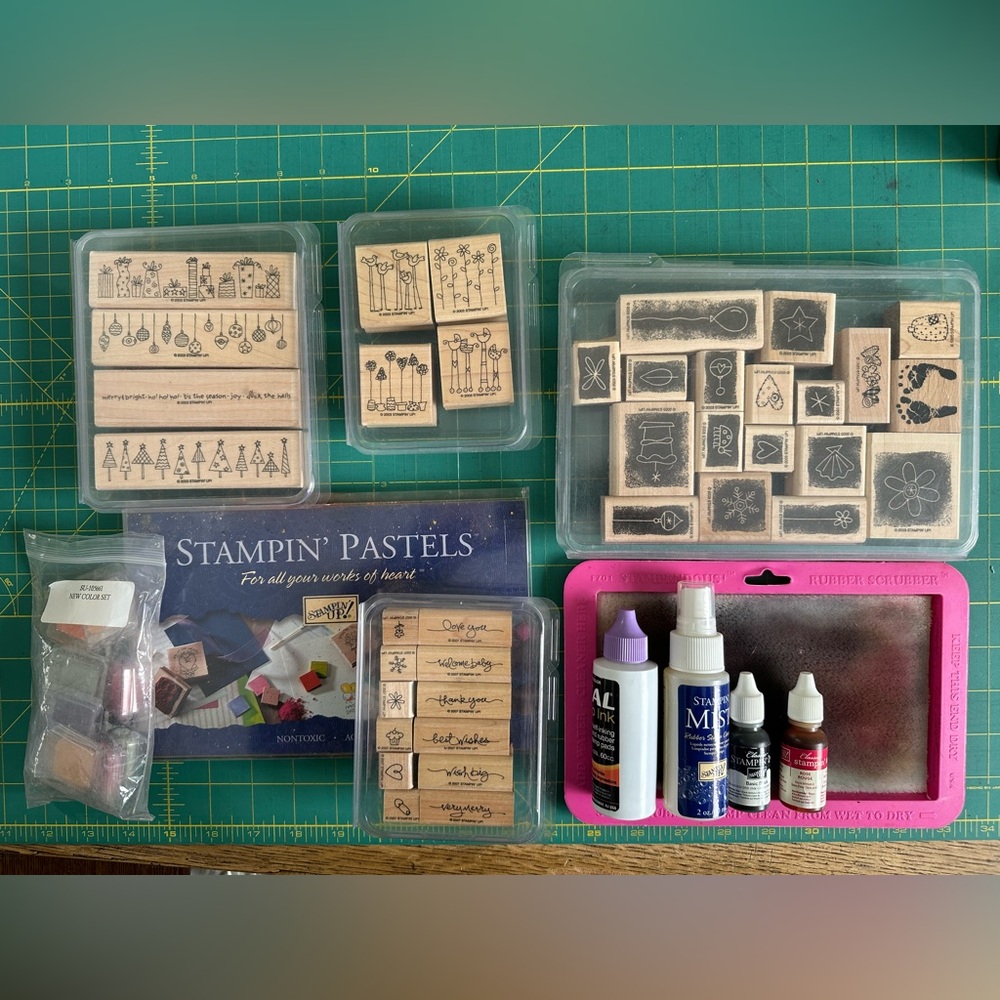 Stampin' Up! Lot with Pastels and Stamps